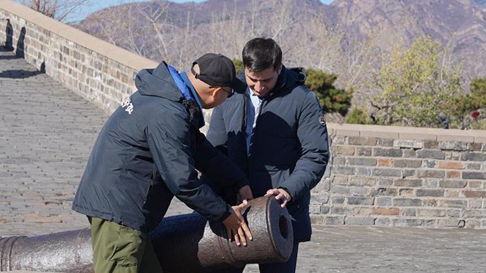 阿塞拜疆留學生體驗長城保護員日常